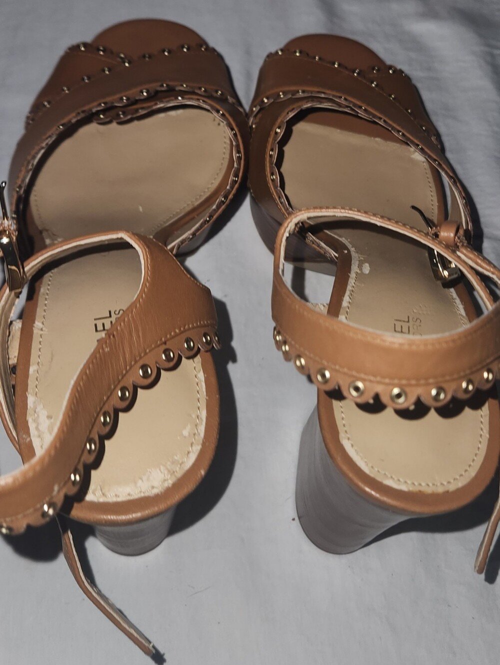 MICHAEL KORS Jessie Studded Tan Brown Leather Sandals Heels Size 8.5 - Picture 8 of 12